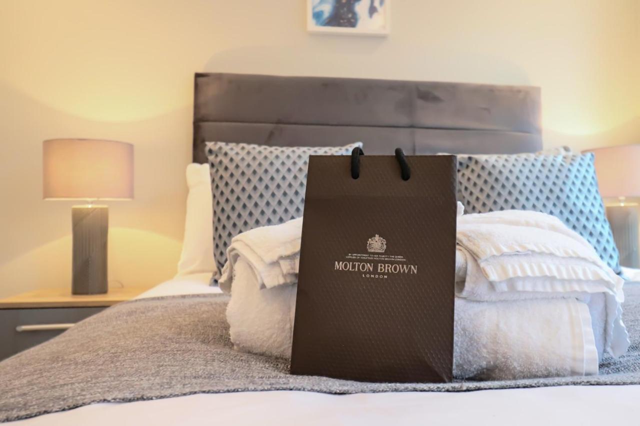 Portfolio Apartments - Welwyn Town Centre Welwyn Garden City Esterno foto